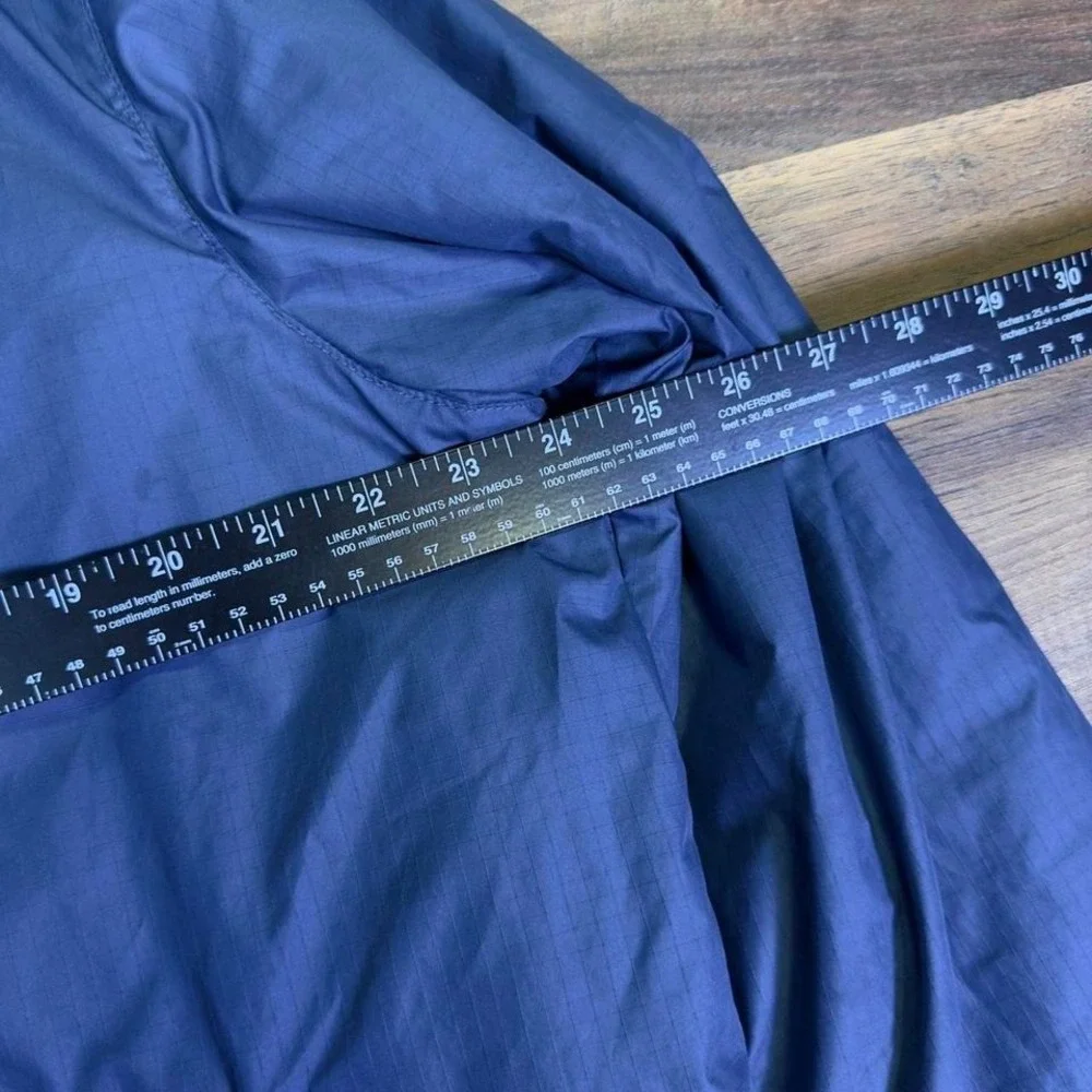 The North Face Men's Jacket Large Blue Circular Design‎